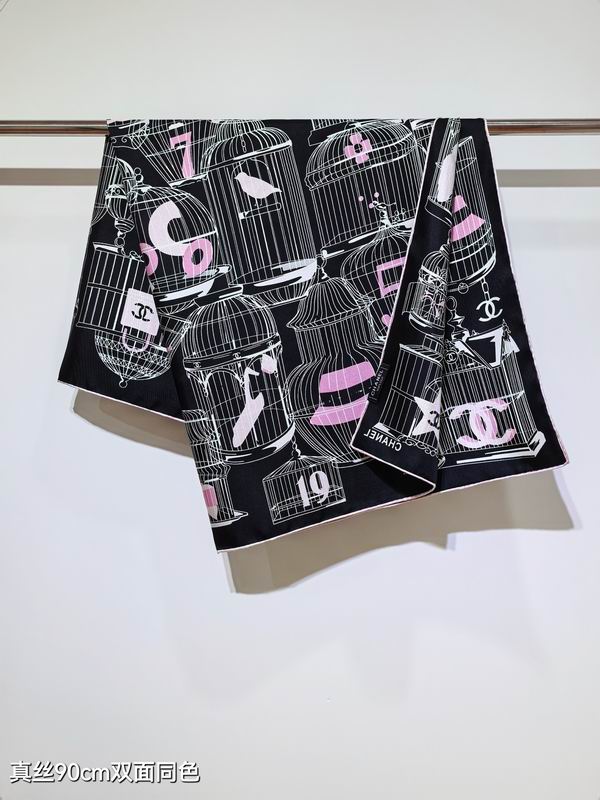 Chanel silk scarf 90X90cm E050807